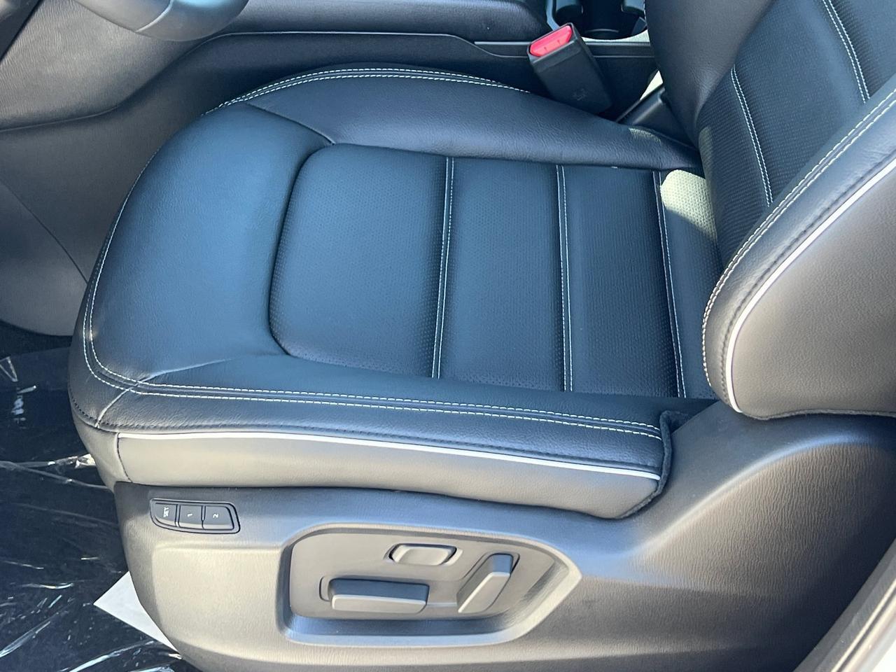 2025 MAZDA CX-5 2.5 S Preferred Package Hagerstown MD