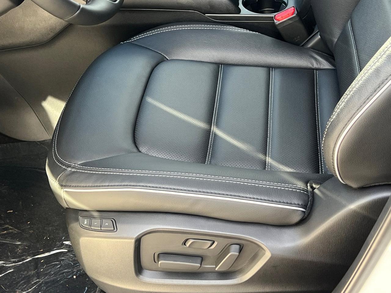 2025 MAZDA CX-5 2.5 S Preferred Package Hagerstown MD