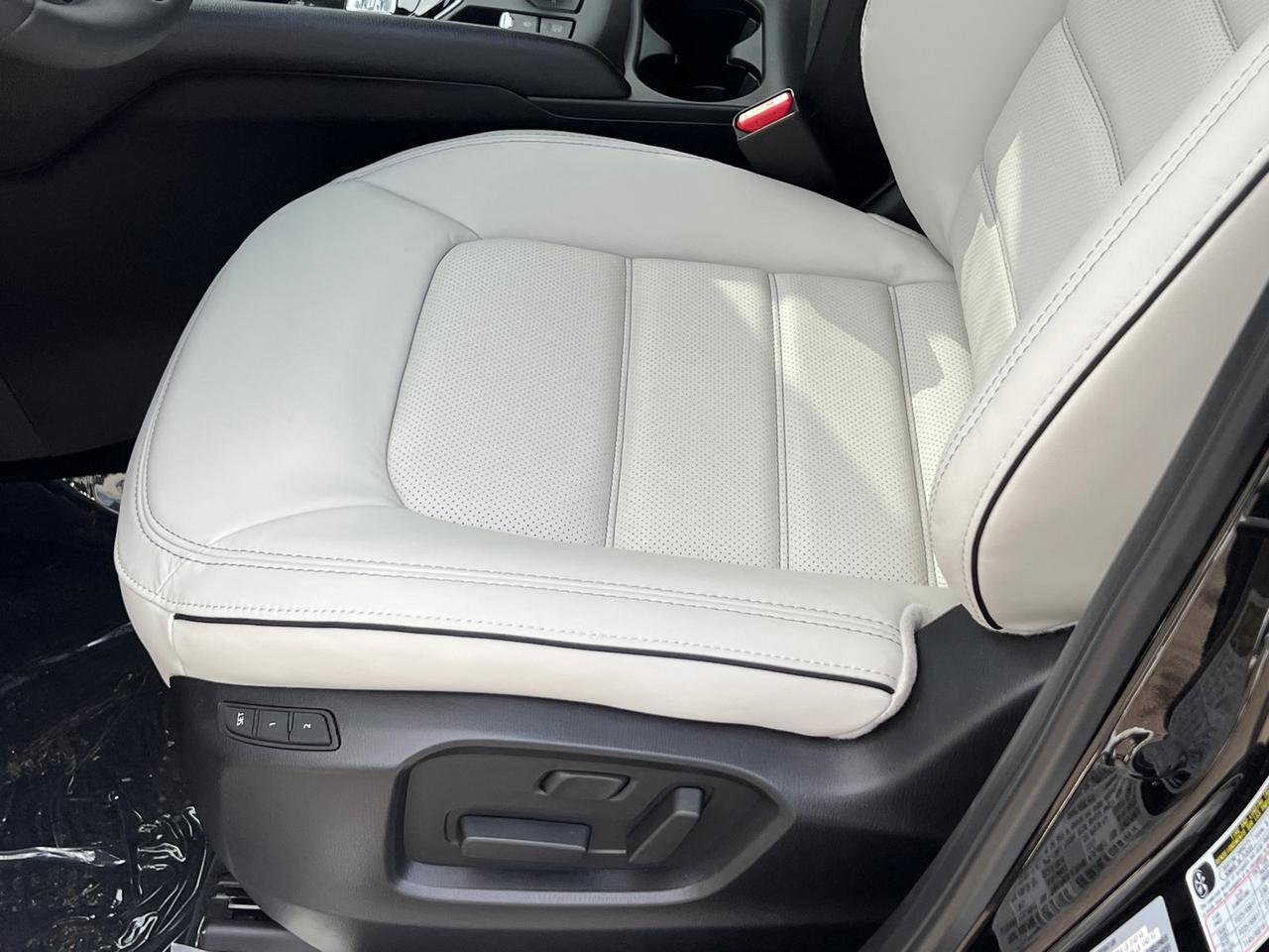 2025 MAZDA CX-5 2.5 S Preferred Package Hagerstown MD