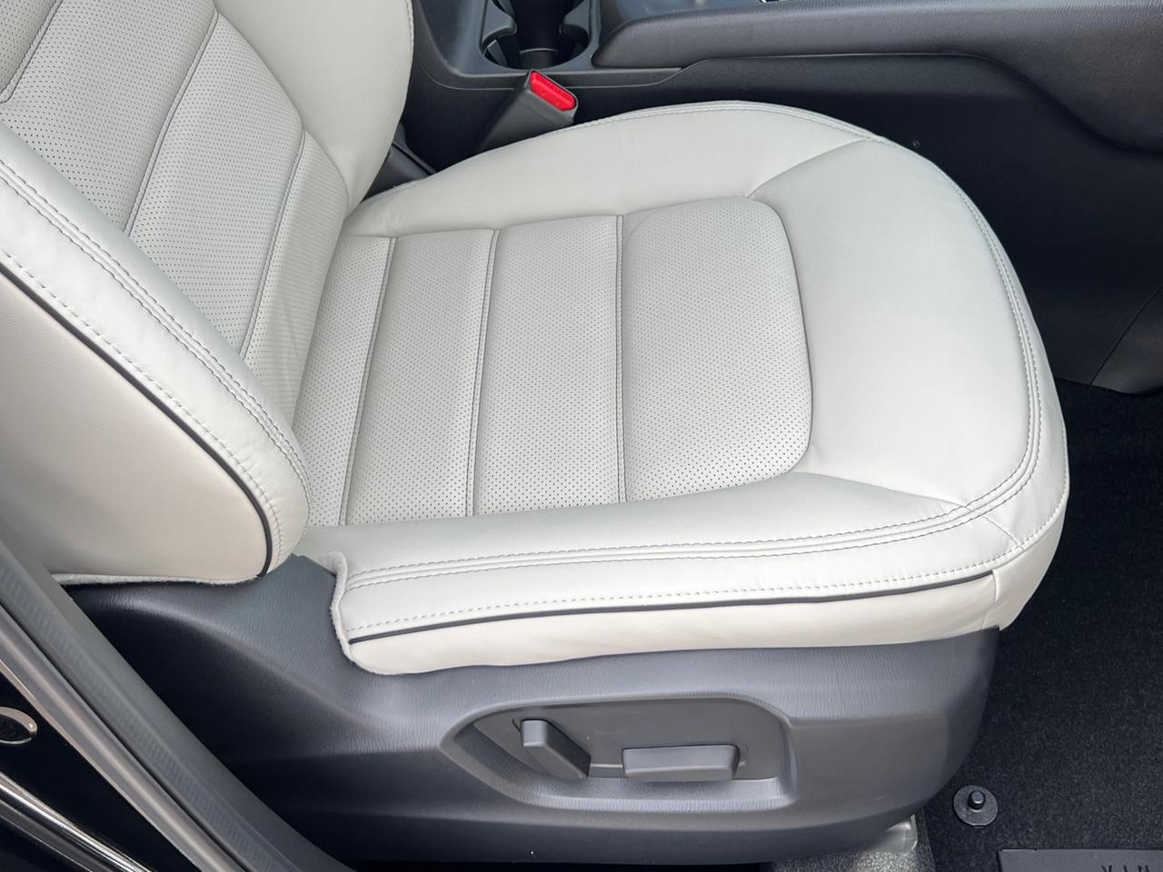 2025 MAZDA CX-5 2.5 S Preferred Package Hagerstown MD