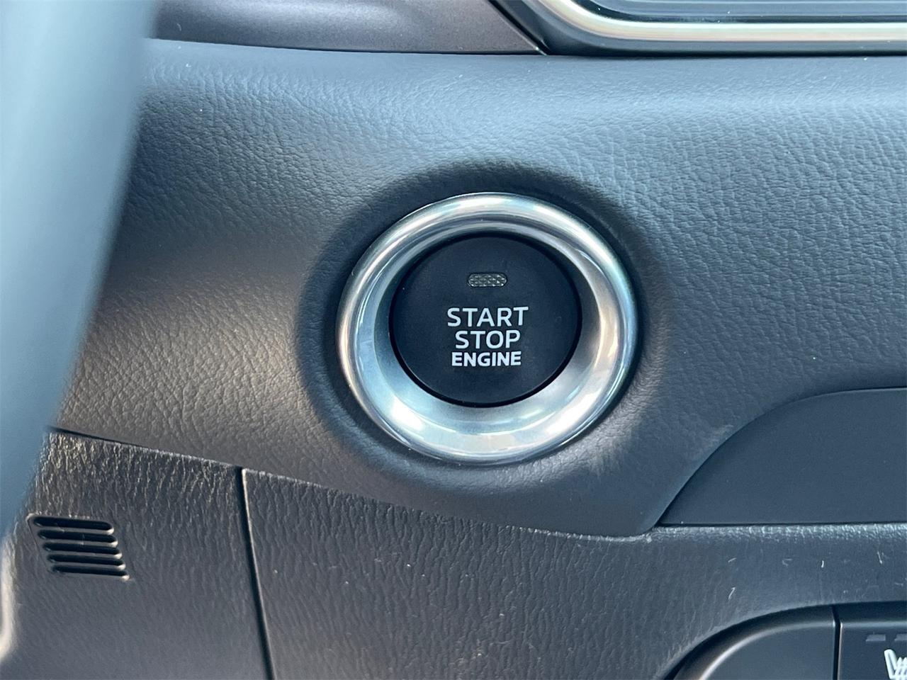 2025 MAZDA CX-5 2.5 S Preferred Package Hagerstown MD