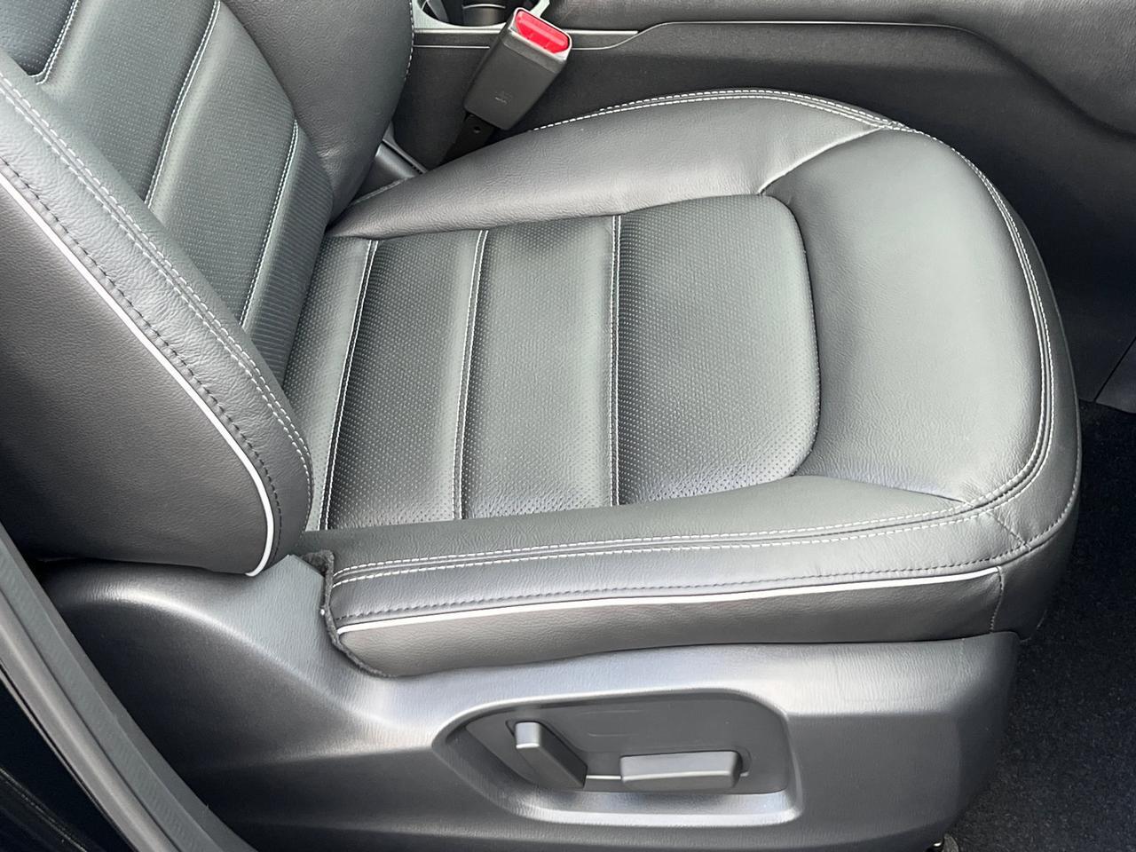 2025 MAZDA CX-5 2.5 S Preferred Package Hagerstown MD