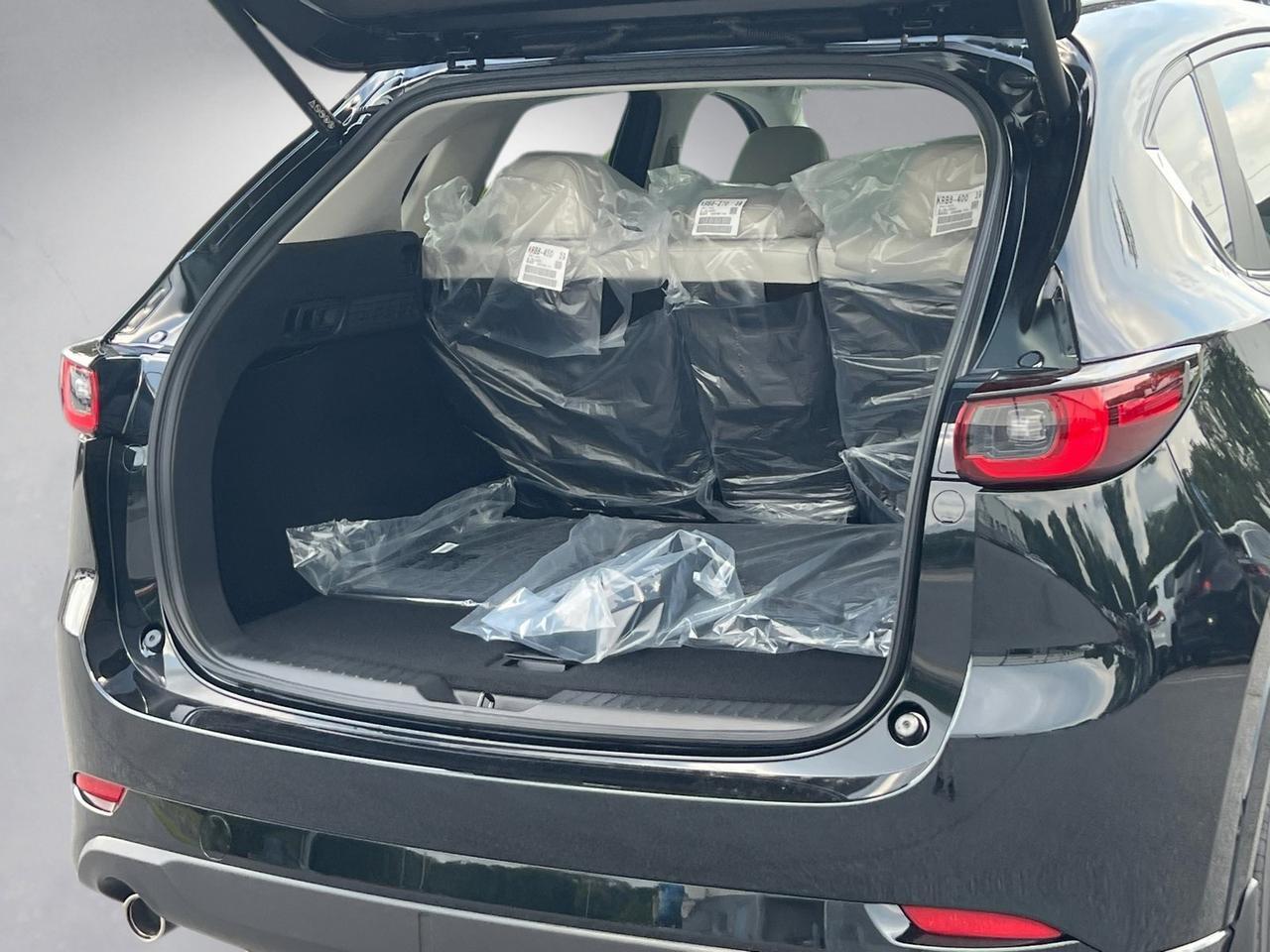 2025 MAZDA CX-5 2.5 S Preferred Package Hagerstown MD