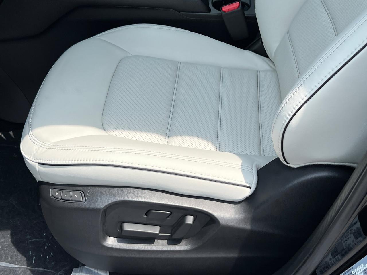 2025 MAZDA CX-5 2.5 S Preferred Package Hagerstown MD