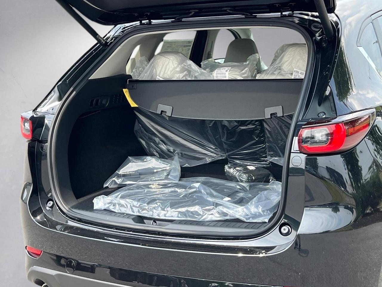 2025 MAZDA CX-5 2.5 S Preferred Package Hagerstown MD