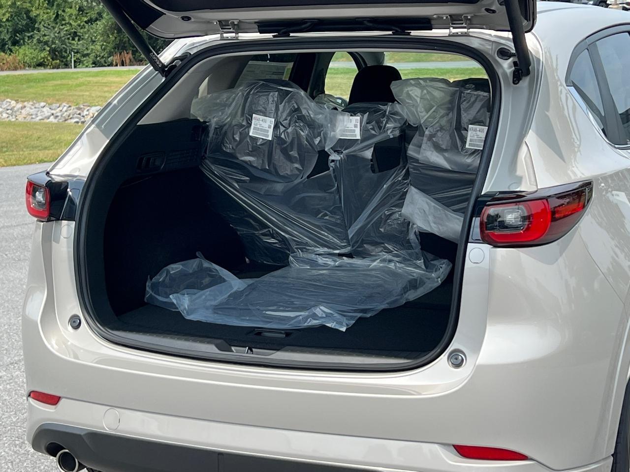 2025 MAZDA CX-5 2.5 S Preferred Package Hagerstown MD