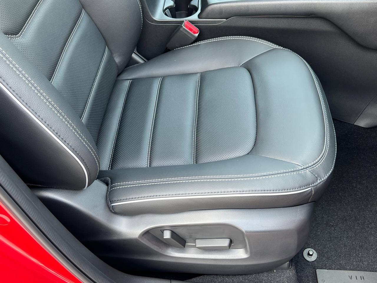 2025 MAZDA CX-5 2.5 S Preferred Package Hagerstown MD