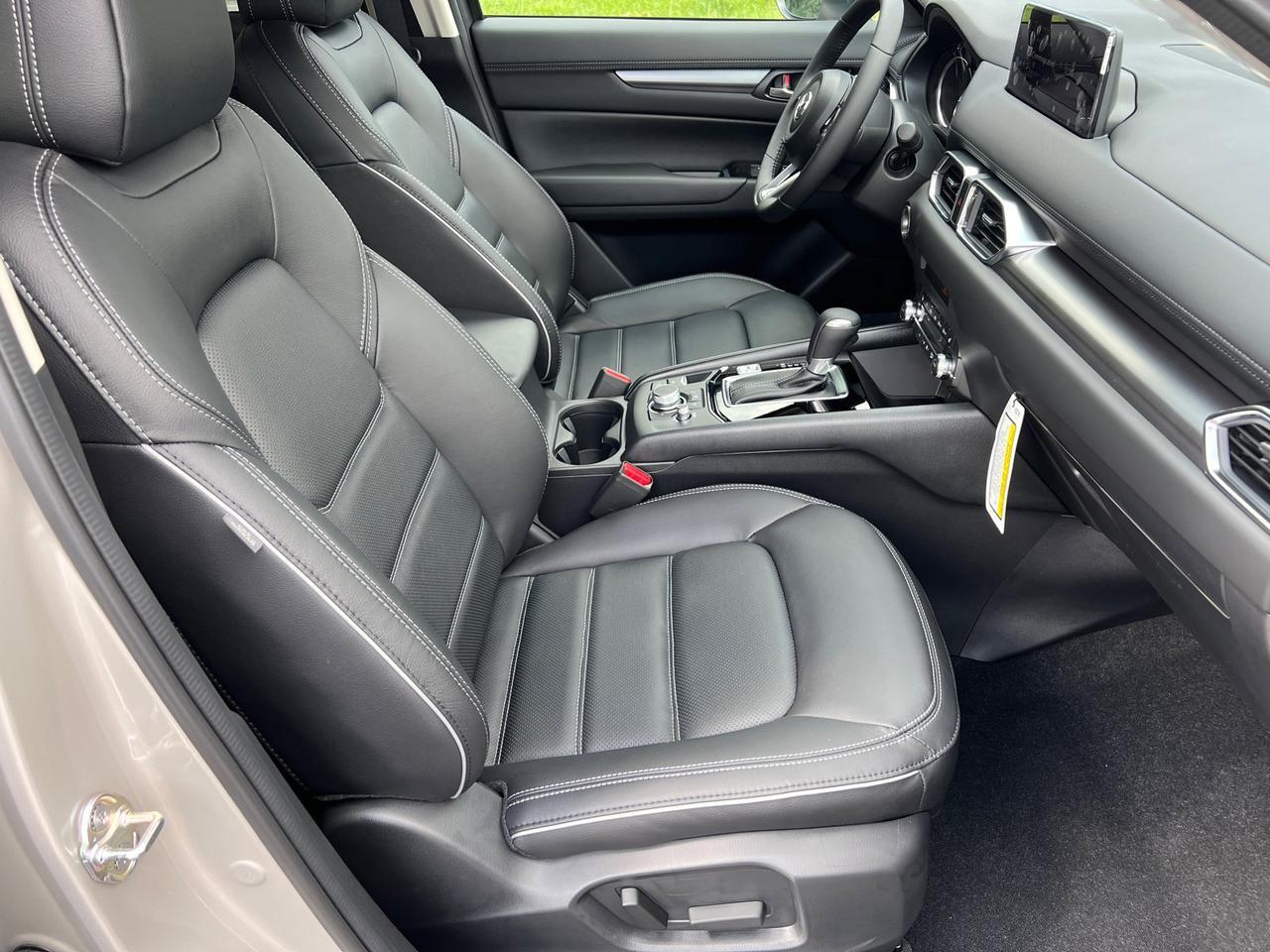 2025 MAZDA CX-5 2.5 S Preferred Package Hagerstown MD