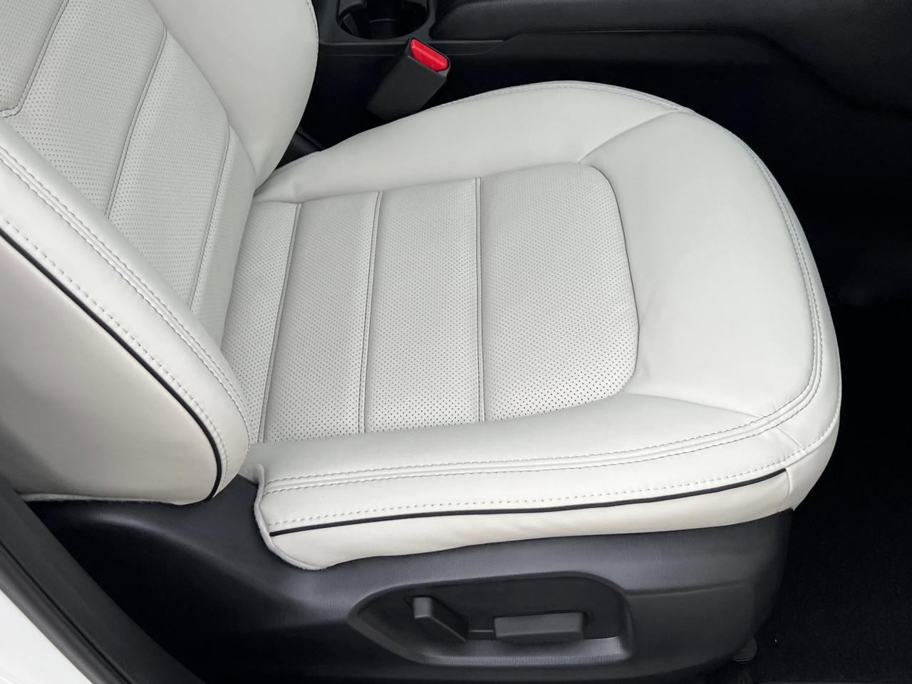 2025 MAZDA CX-5 2.5 S Preferred Package Hagerstown MD