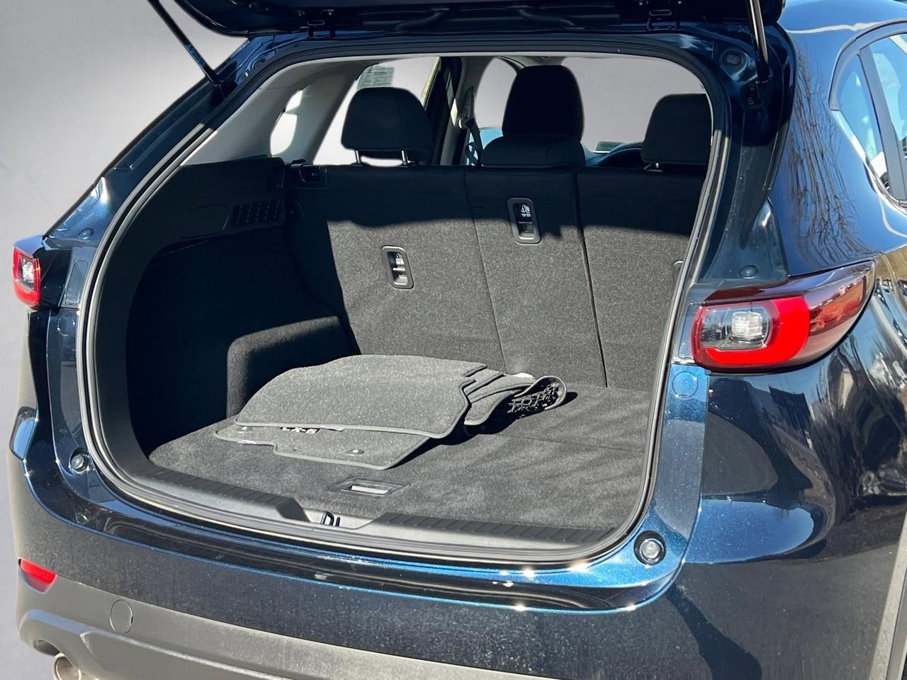 2025 MAZDA CX-5 2.5 S Hagerstown MD