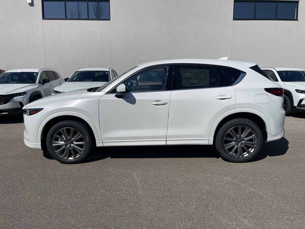2025 MAZDA CX-5 2.5 Turbo Signature Oshkosh WI