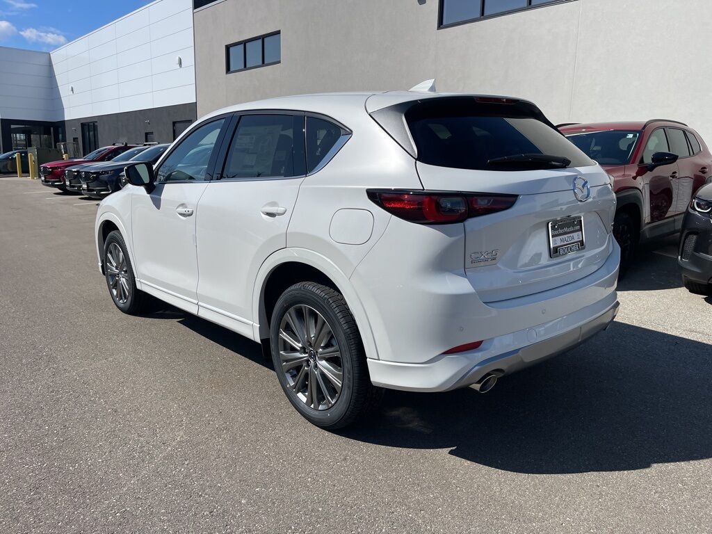 2025 MAZDA CX-5 2.5 Turbo Signature Oshkosh WI