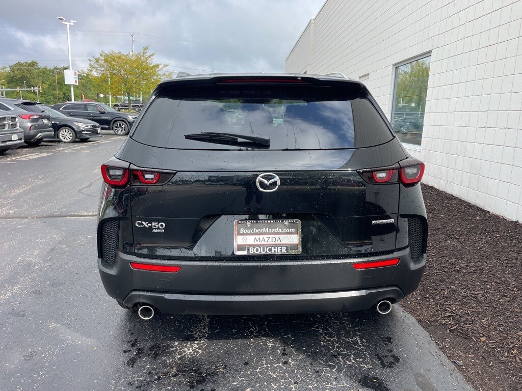 2025 MAZDA CX-50 2.5 S Preferred Package Oshkosh WI