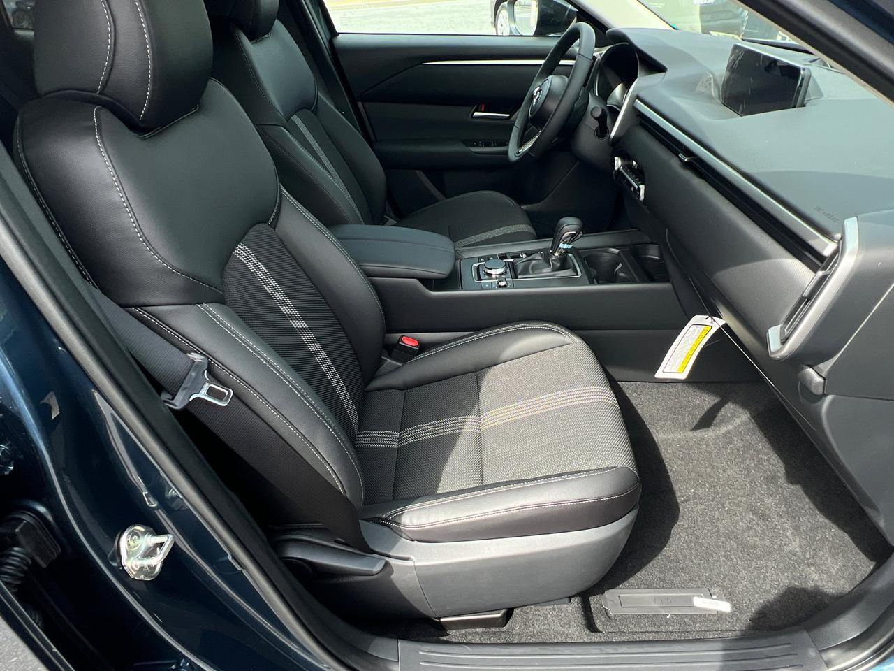 2025 MAZDA CX-50 2.5 S Preferred Package Hagerstown MD