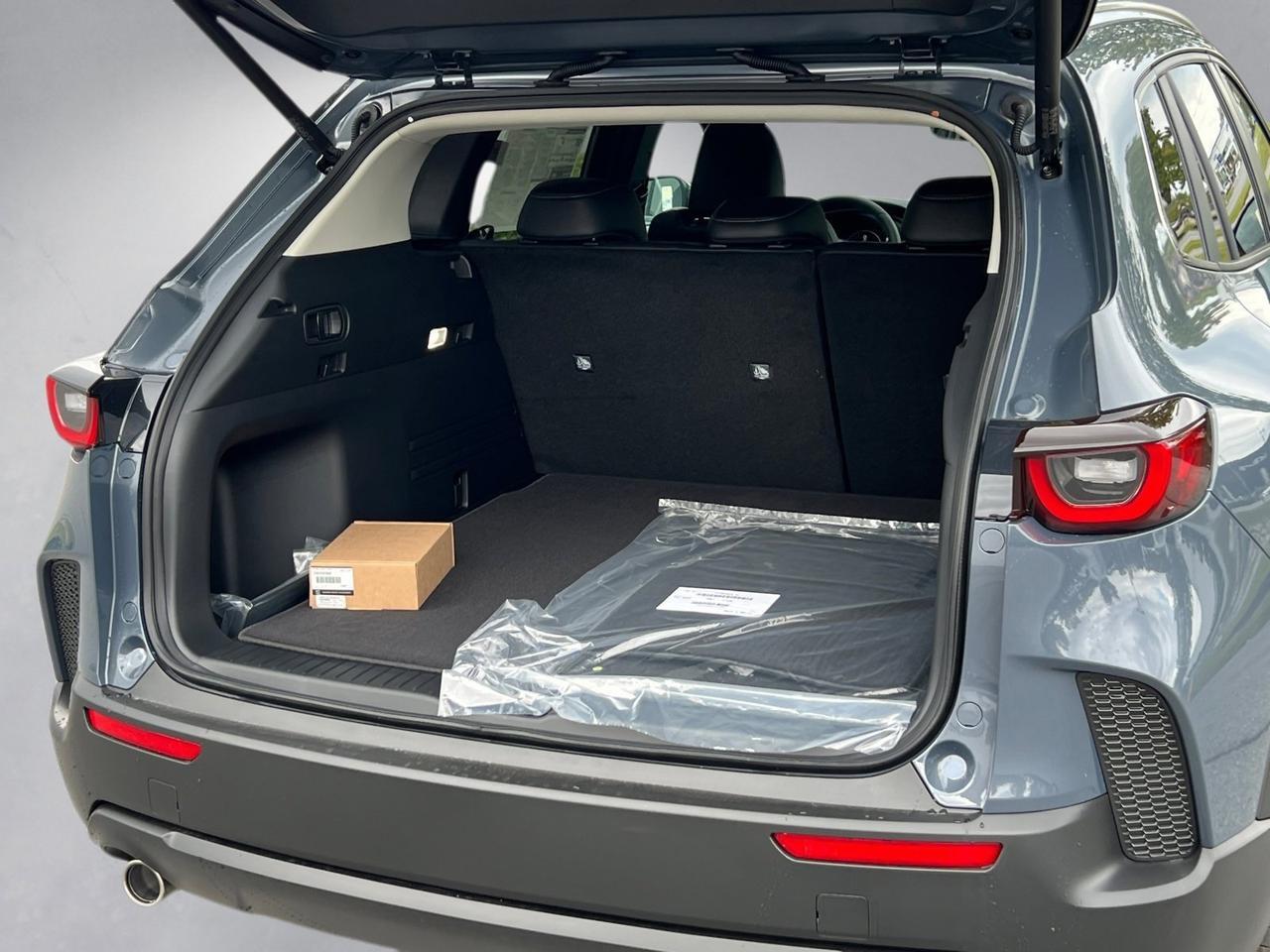 2025 MAZDA CX-50 2.5 S Preferred Package Hagerstown MD