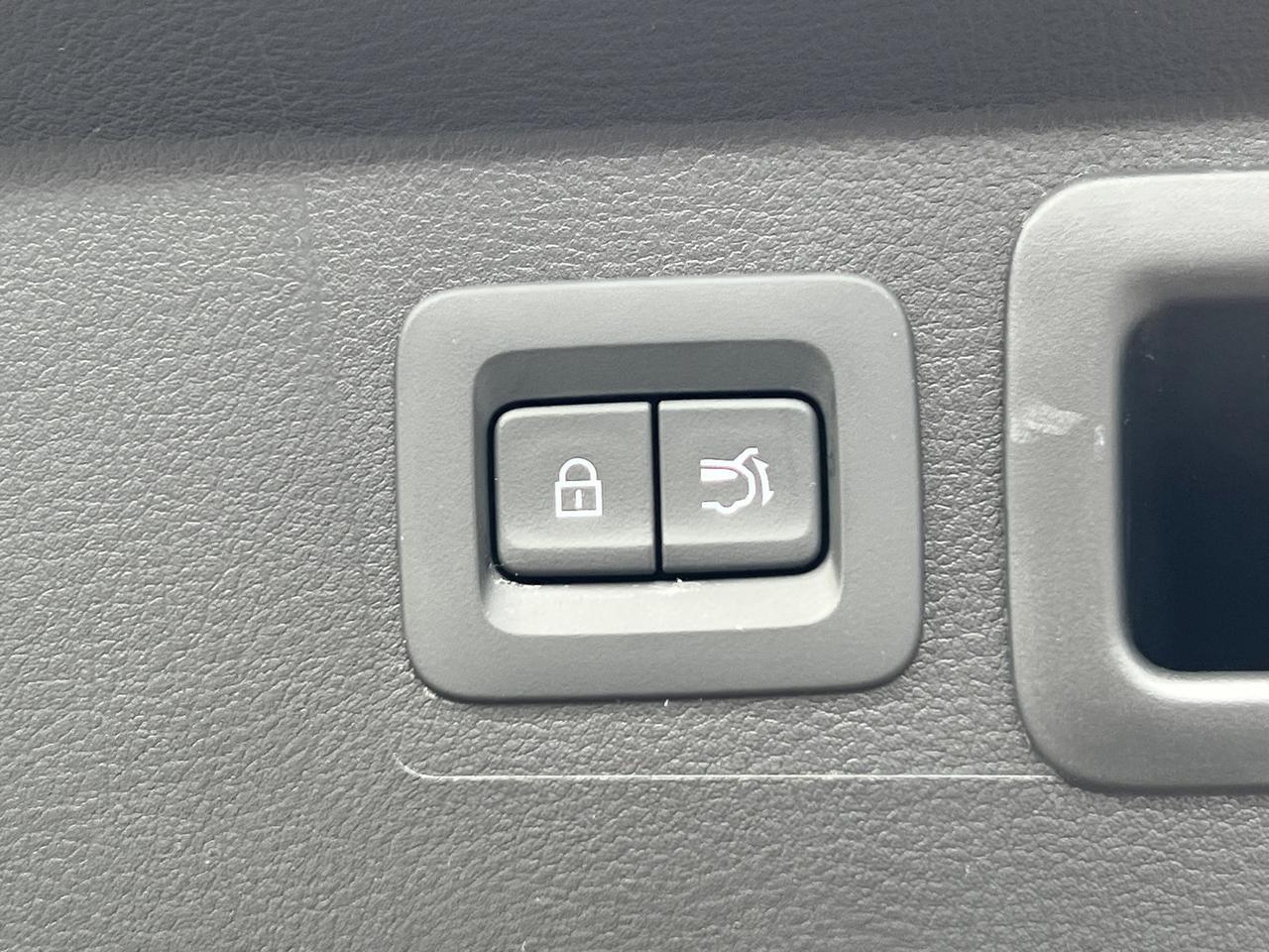 2025 MAZDA CX-50 2.5 S Preferred Package Hagerstown MD