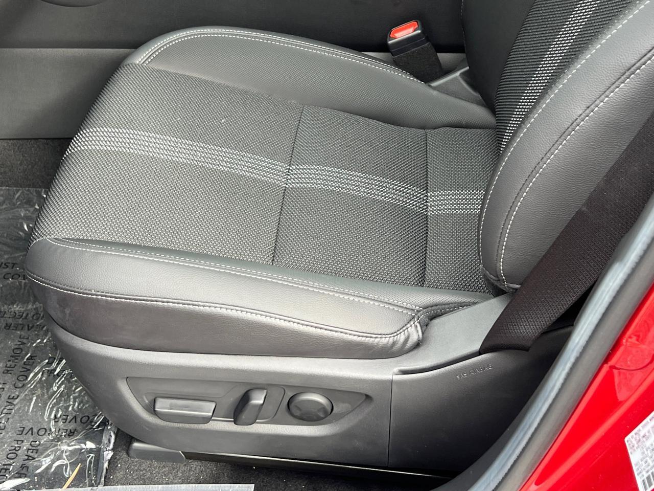 2025 MAZDA CX-50 2.5 S Preferred Package Hagerstown MD