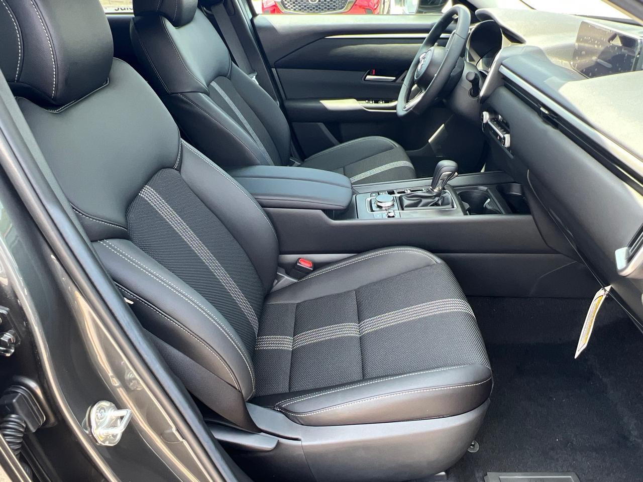 2025 MAZDA CX-50 2.5 S Preferred Package Hagerstown MD