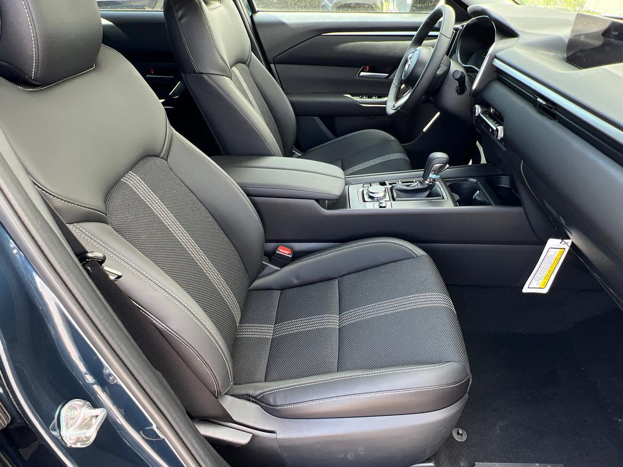 2025 MAZDA CX-50 2.5 S Preferred Package Hagerstown MD