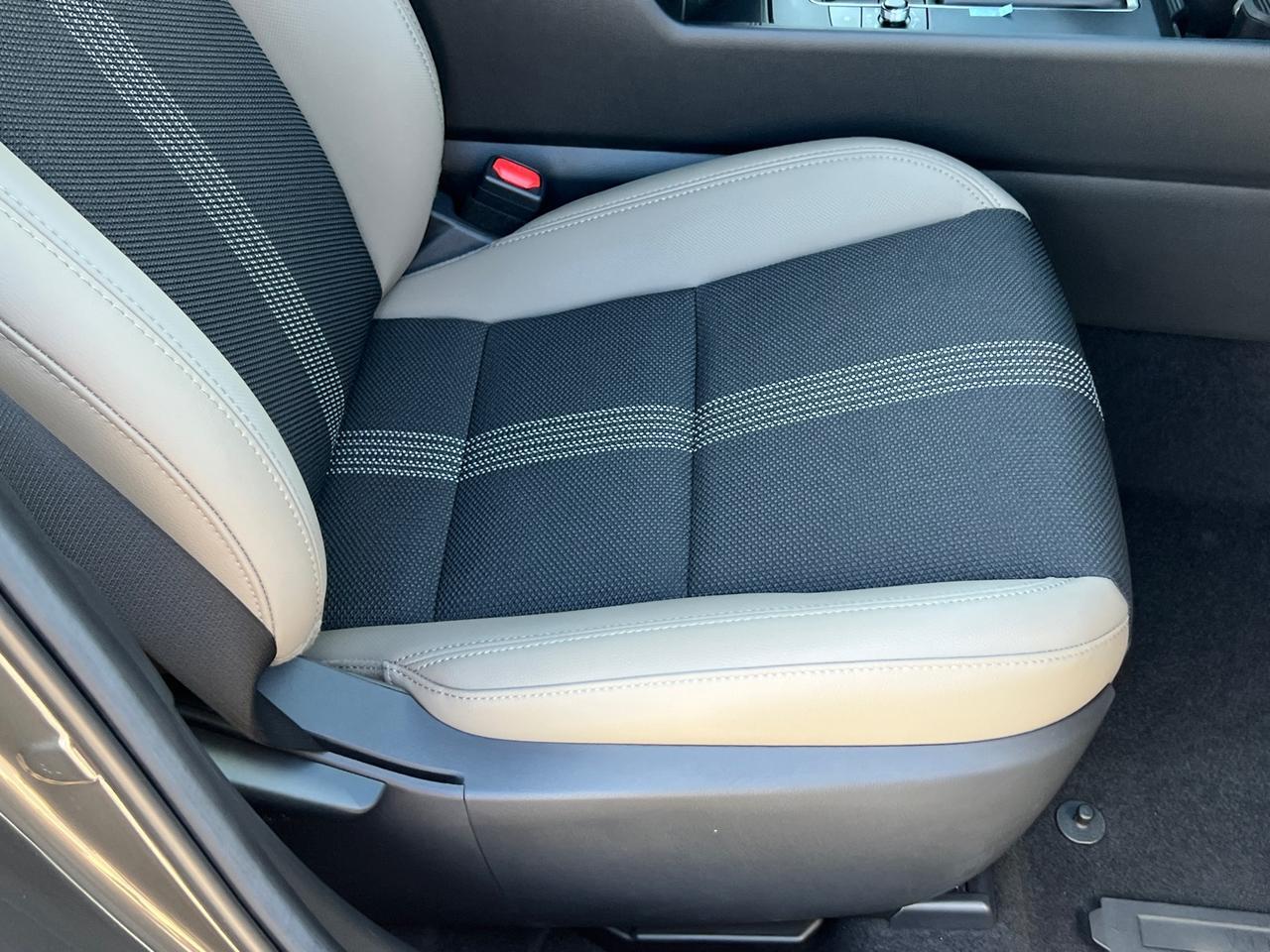 2025 MAZDA CX-50 2.5 S Premium Package Hagerstown MD