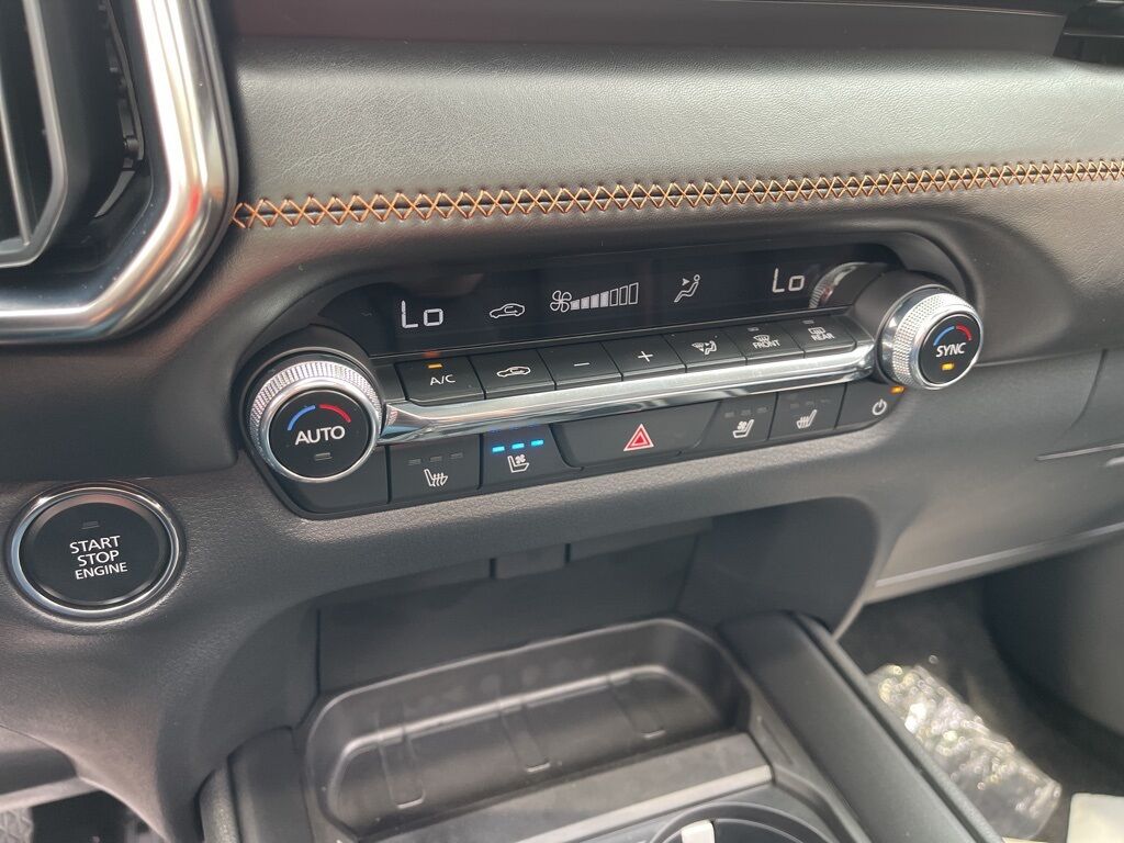 2025 MAZDA CX-50 2.5 S Premium Plus Package Oshkosh WI