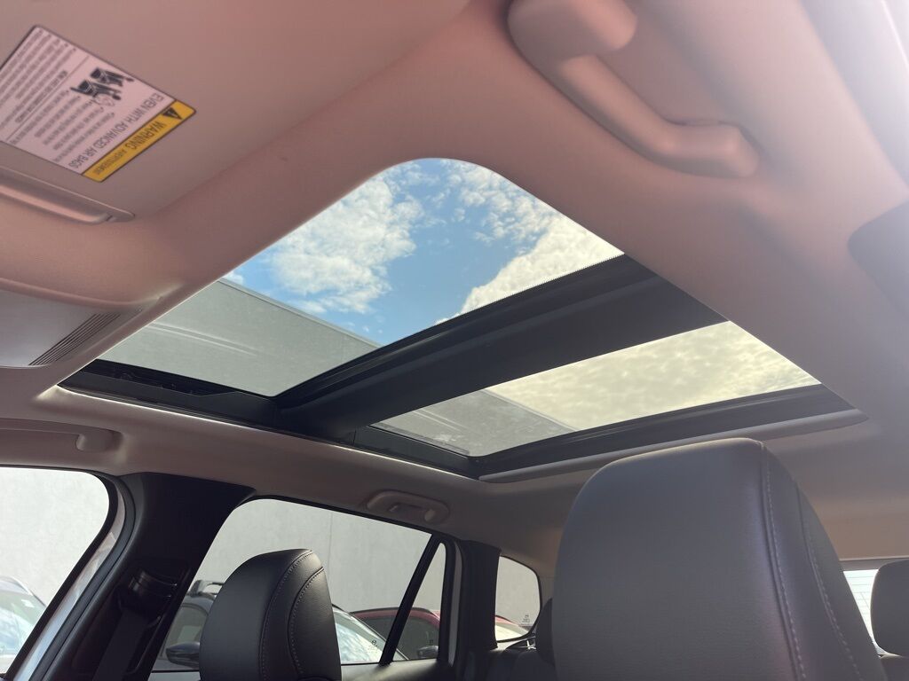 2025 MAZDA CX-50 2.5 S Premium Plus Package Oshkosh WI