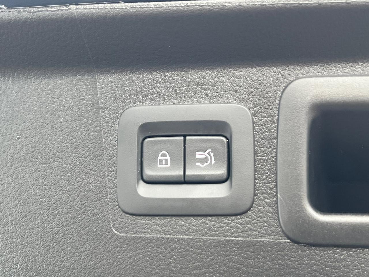 2025 MAZDA CX-50 2.5 S Premium Plus Package Hagerstown MD