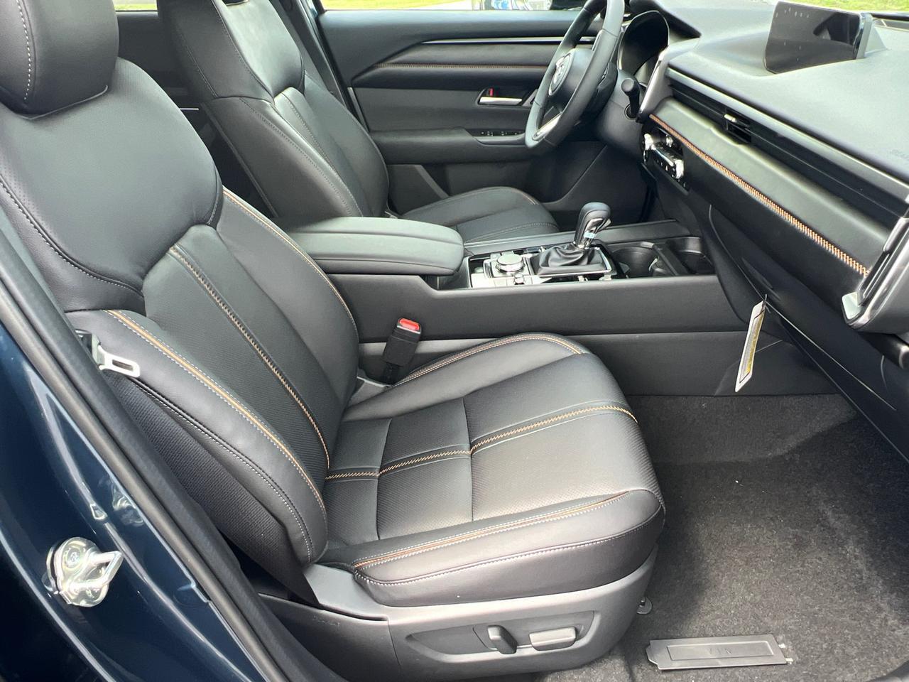 2025 MAZDA CX-50 2.5 S Premium Plus Package Hagerstown MD