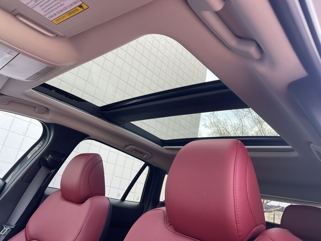 2025 MAZDA CX-50 Hybrid Premium Oshkosh WI