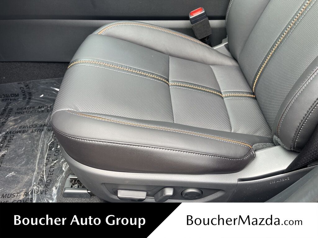 2025 MAZDA CX-50 Hybrid Premium Plus Oshkosh WI