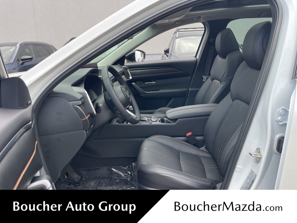 2025 MAZDA CX-50 Hybrid Premium Plus Oshkosh WI