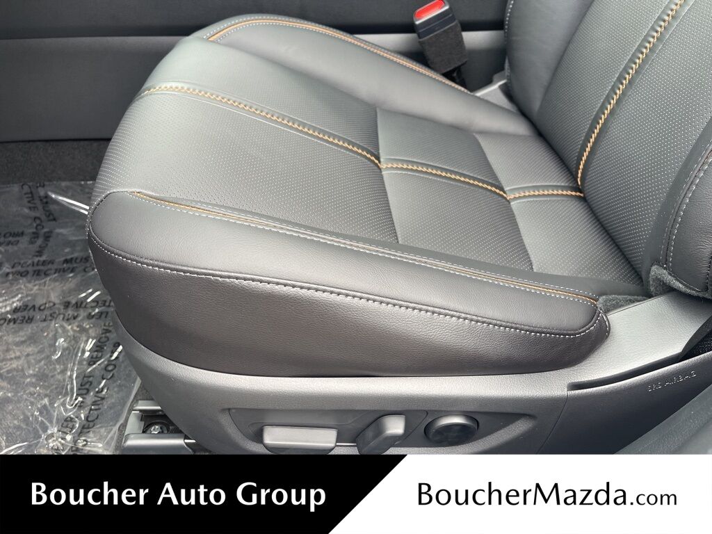 2025 MAZDA CX-50 Hybrid Premium Plus Oshkosh WI