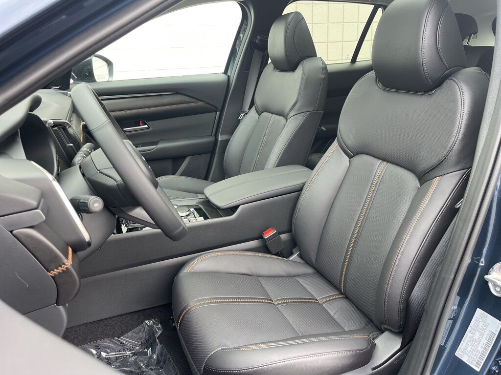 2025 MAZDA CX-50 Hybrid Premium Plus Oshkosh WI