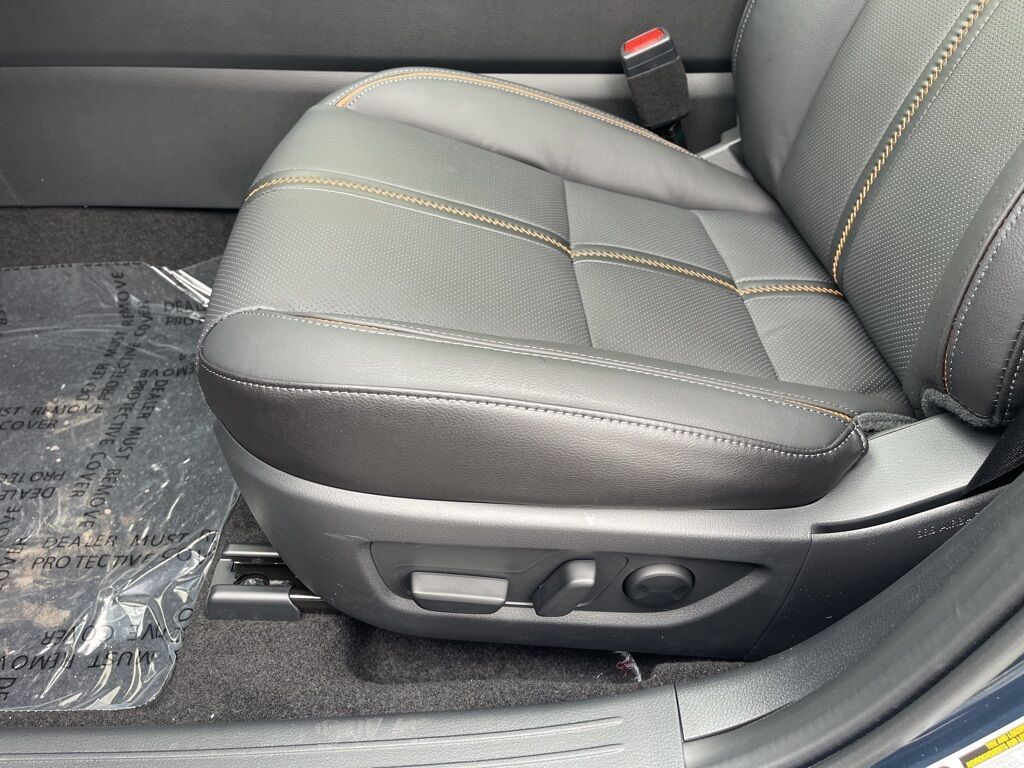 2025 MAZDA CX-50 Hybrid Premium Plus Oshkosh WI