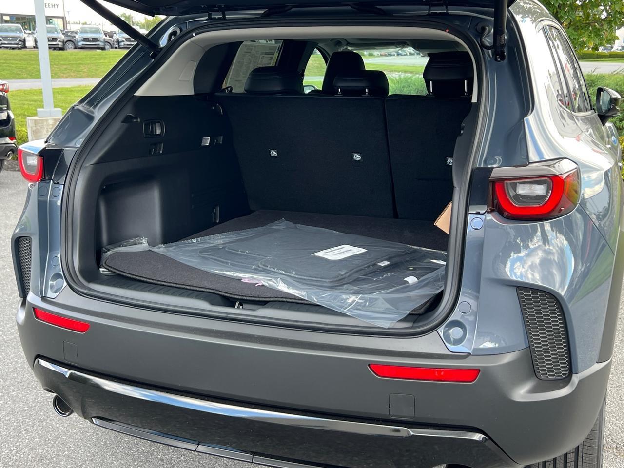2025 MAZDA CX-50 Hybrid Premium Hagerstown MD