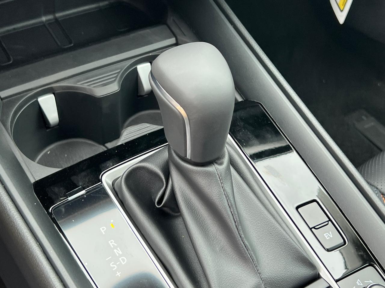 2025 MAZDA CX-50 Hybrid Premium Hagerstown MD