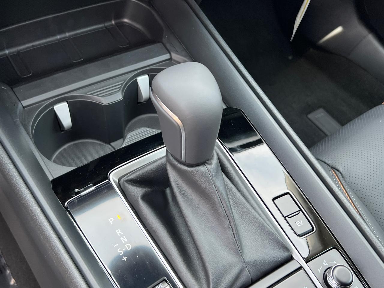 2025 MAZDA CX-50 Hybrid Premium Hagerstown MD