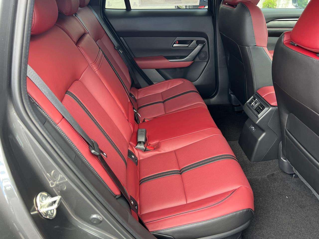 2025 MAZDA CX-50 Hybrid Premium Hagerstown MD
