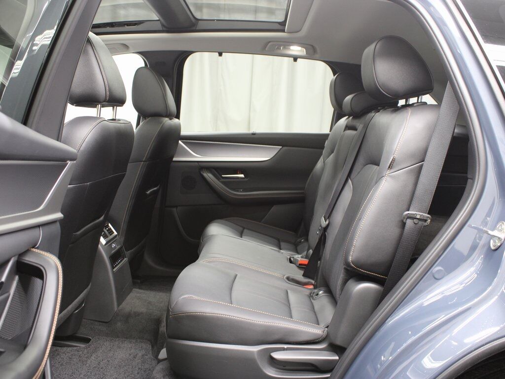 2025 MAZDA CX-70 PHEV Premium AWD Fond du Lac WI