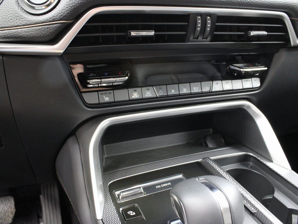 2025 MAZDA CX-70 PHEV Premium AWD Fond du Lac WI