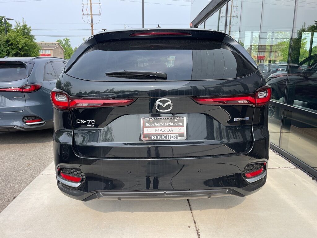 2025 MAZDA CX-70 PHEV Premium Plus Oshkosh WI