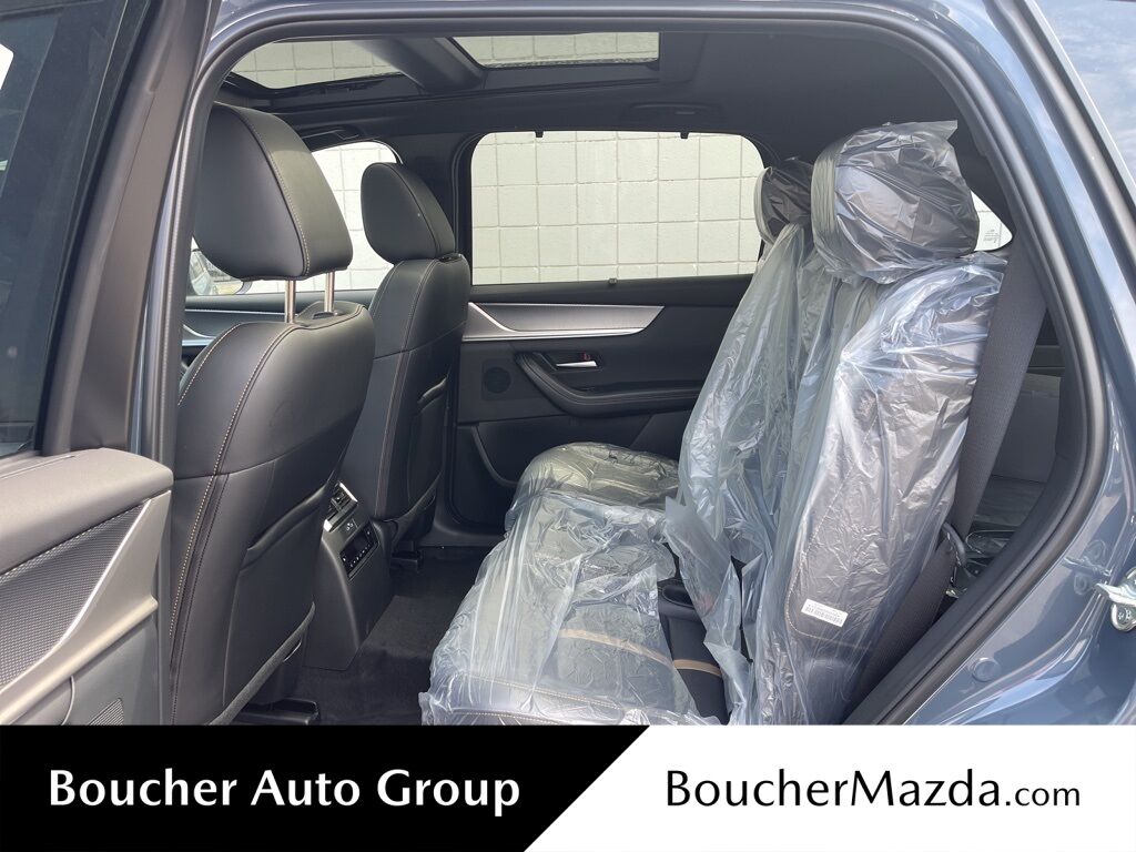 2025 MAZDA CX-70 PHEV Premium Plus Oshkosh WI