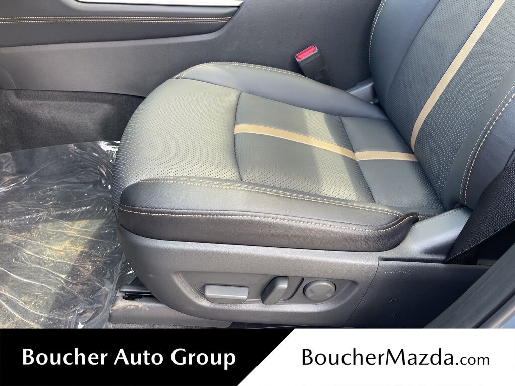 2025 MAZDA CX-70 PHEV Premium Plus Oshkosh WI