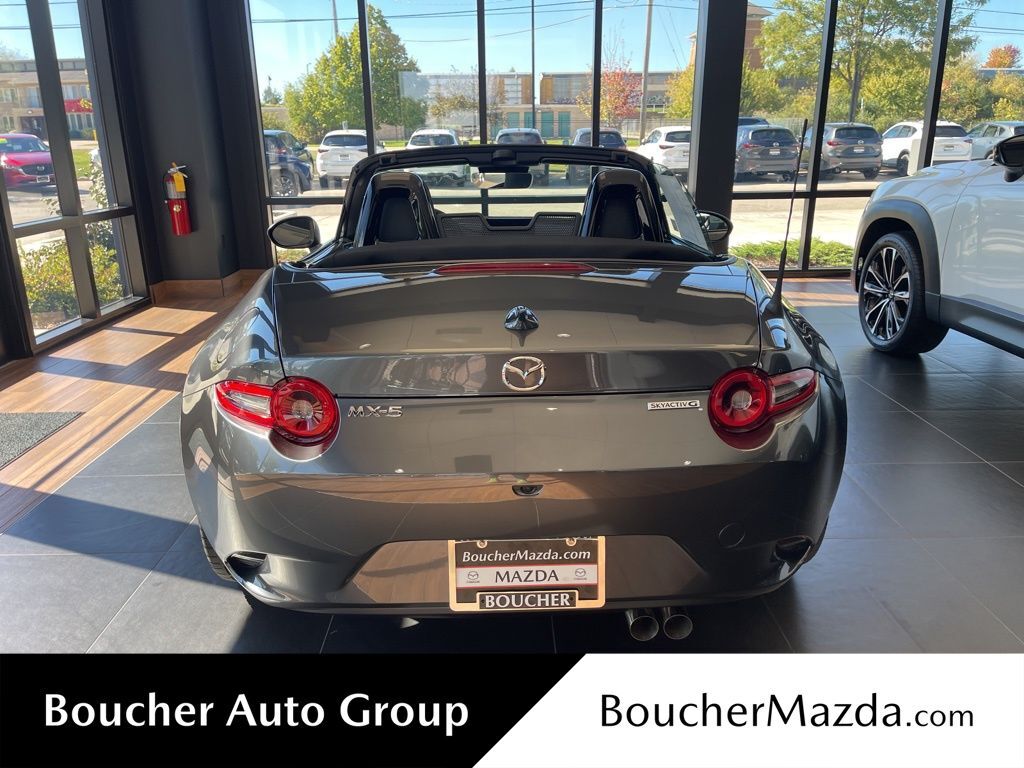 2025 MAZDA MX-5 Miata Grand Touring Oshkosh WI