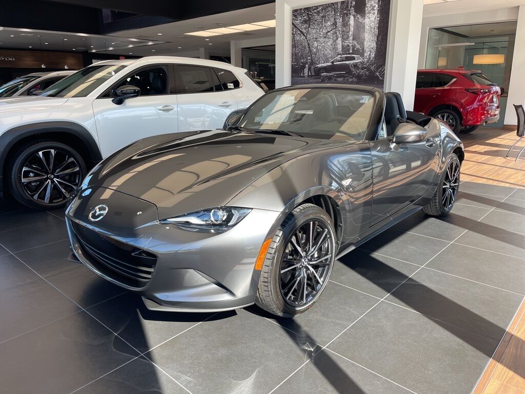 2025 MAZDA MX-5 Miata Grand Touring Toronto ON