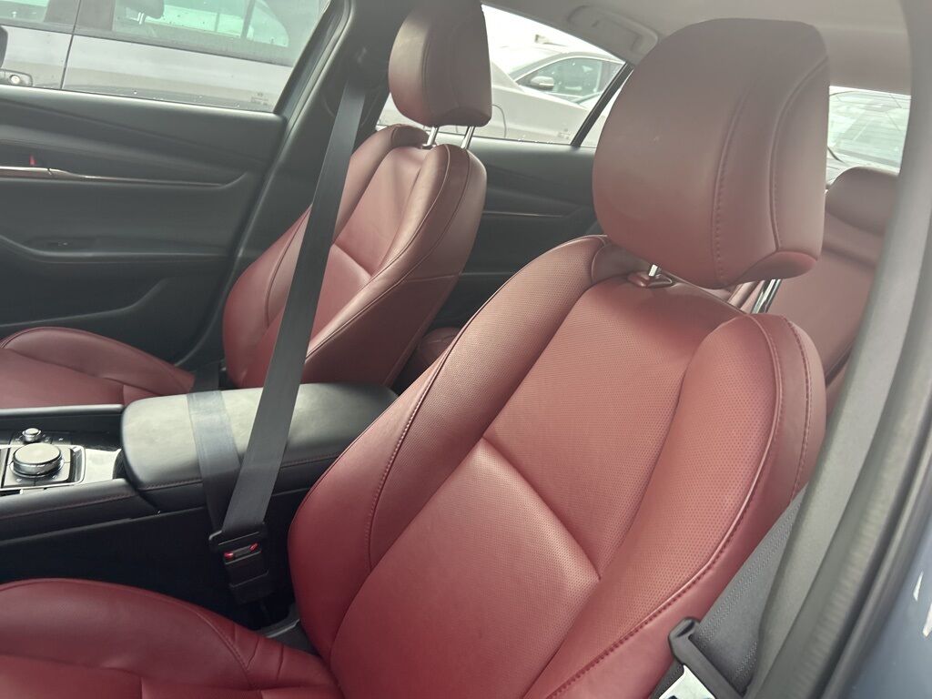 2025 MAZDA Mazda3 2.5 S Carbon Edition Portland OR