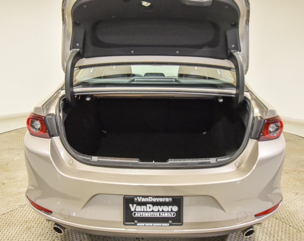 2025 MAZDA Mazda3 2.5 S Preferred Package Akron OH