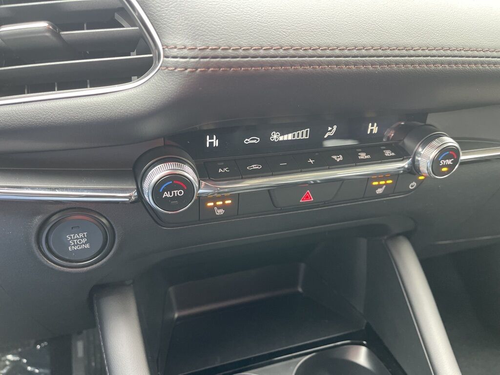 2025 MAZDA Mazda3 2.5 S Preferred Package Oshkosh WI