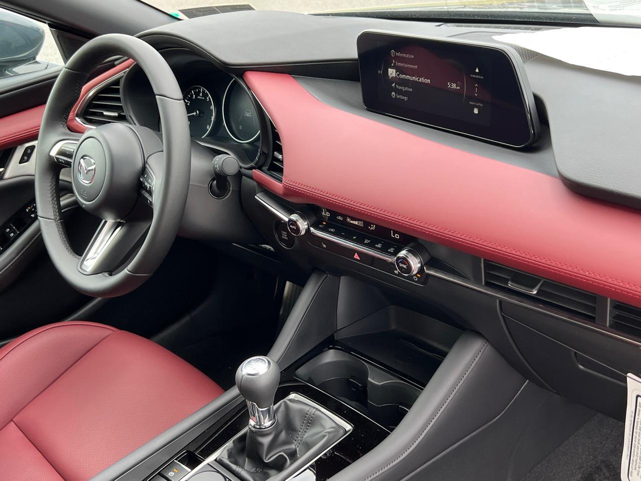 2025 MAZDA Mazda3 2.5 S Premium Package Hagerstown MD