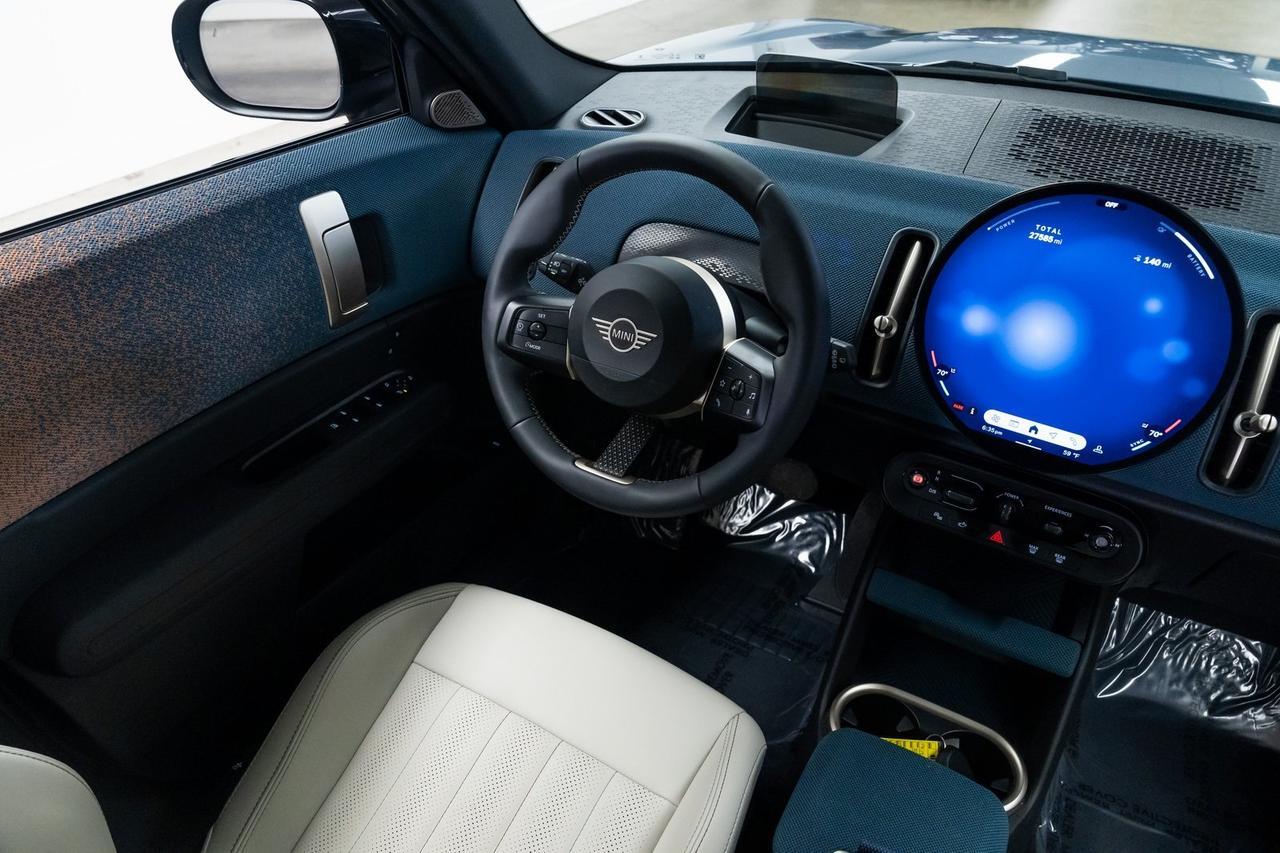 2025 MINI Cooper Countryman 1 Owner Harman/ Kardon Audio Comfort Access Portland OR